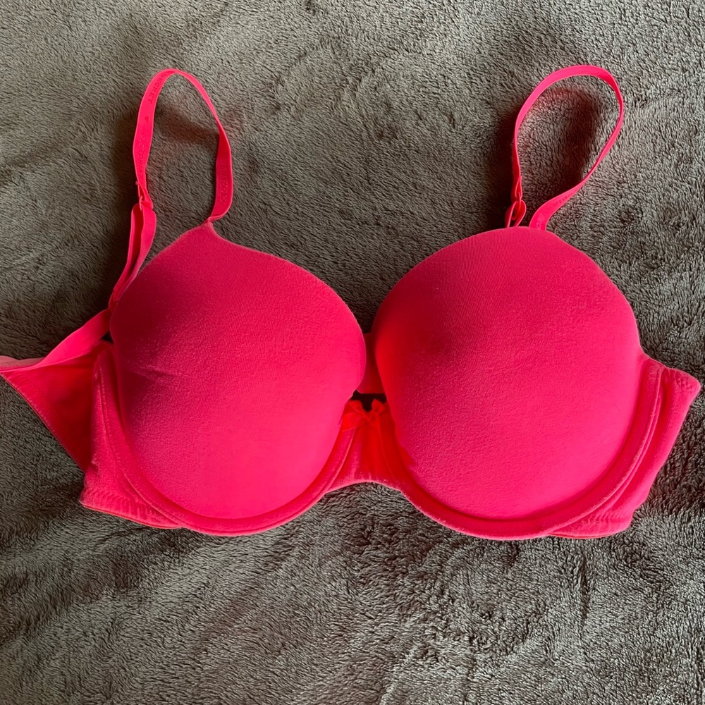 Victoria’s Secret bra